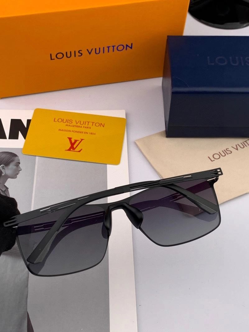 Louis Vuitton Sunglasses Fashionable 280625