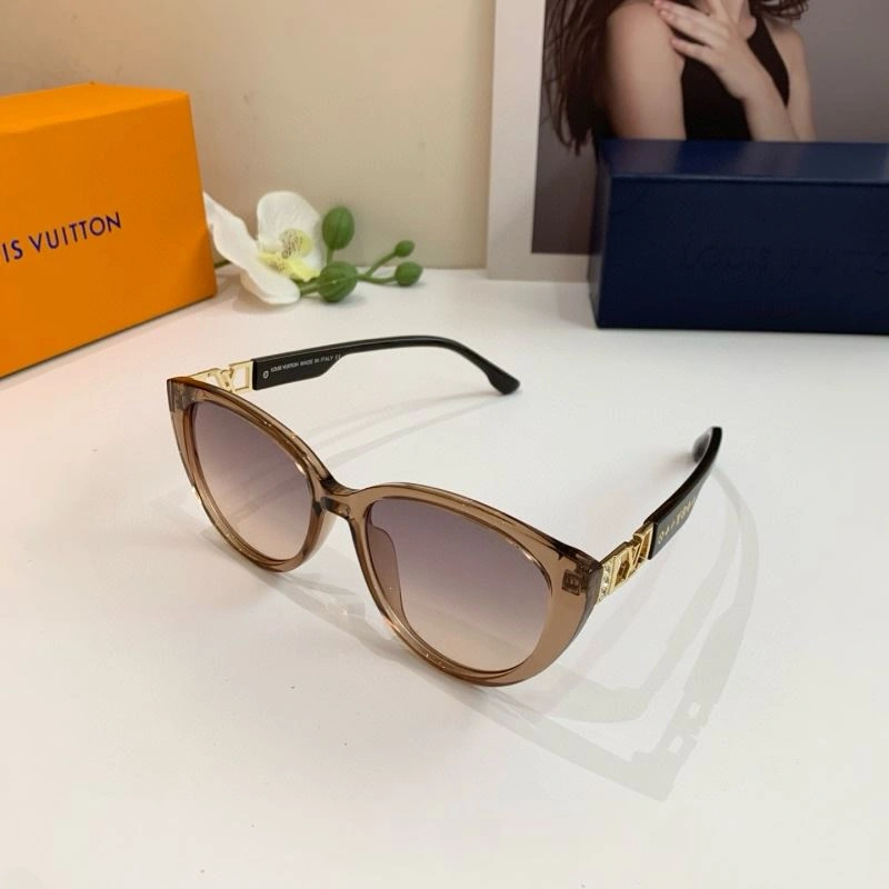 Louis Vuitton Sunglasses Breathable 280610