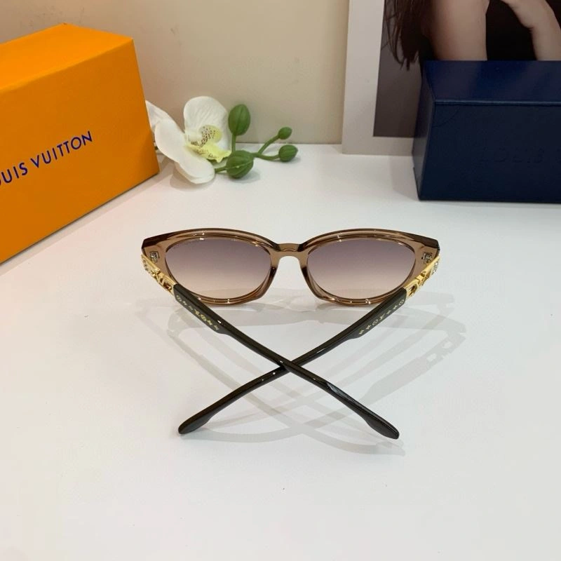 Louis Vuitton Sunglasses Breathable 280610