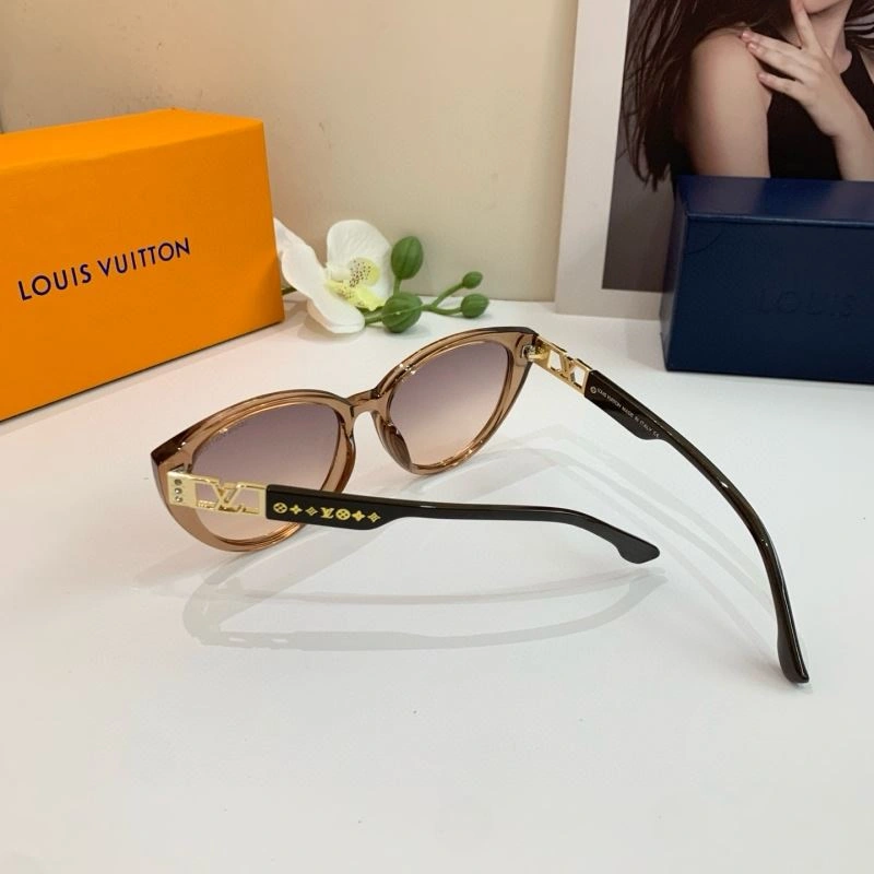 Louis Vuitton Sunglasses Breathable 280610