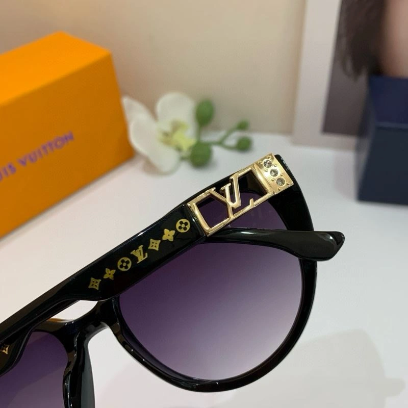 NewStyle Louis Vuitton Sunglasses 280611