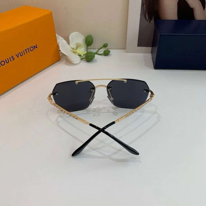Vibrant Louis Vuitton Sunglasses 280615