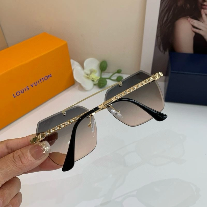 OnTrend Louis Vuitton Sunglasses 280605
