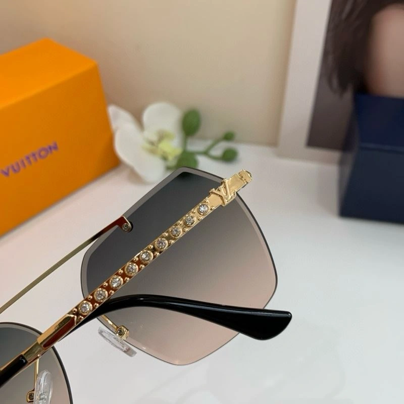 OnTrend Louis Vuitton Sunglasses 280605