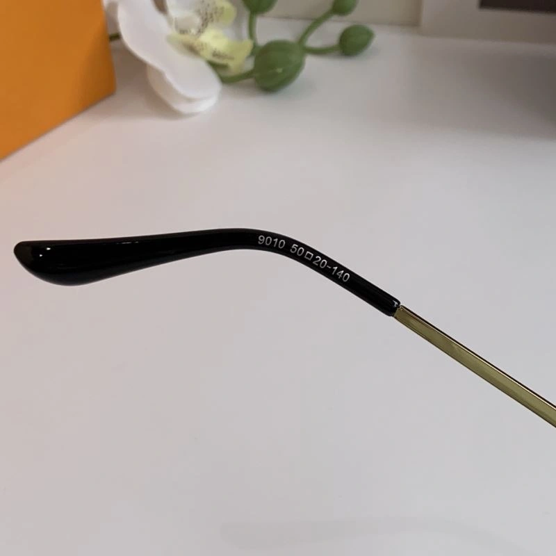 Classic Louis Vuitton Sunglasses 280603