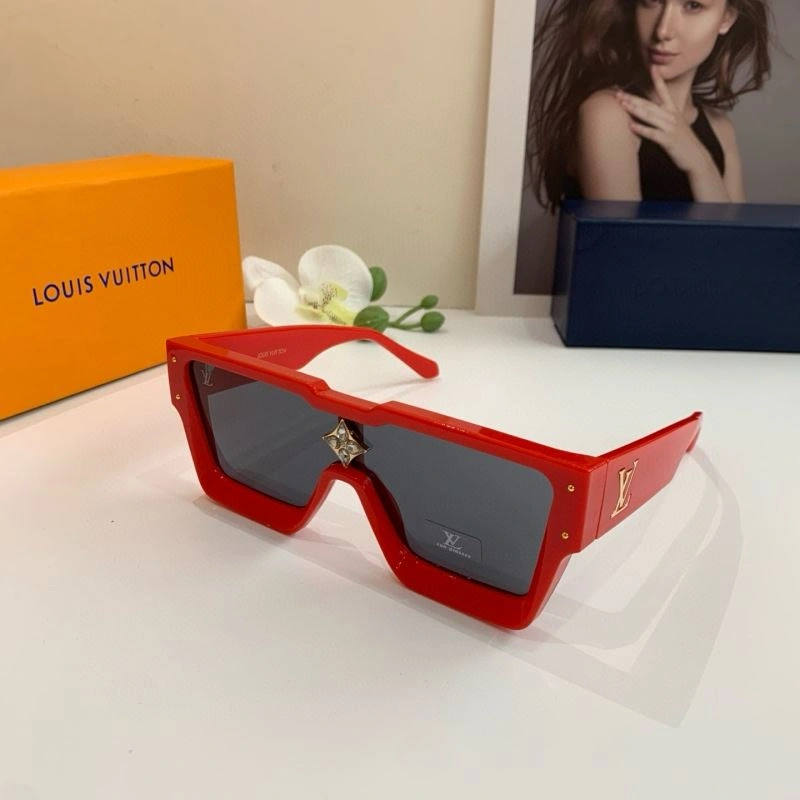 Louis Vuitton Sunglasses Durable 280596