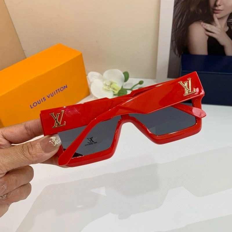 Louis Vuitton Sunglasses Durable 280596
