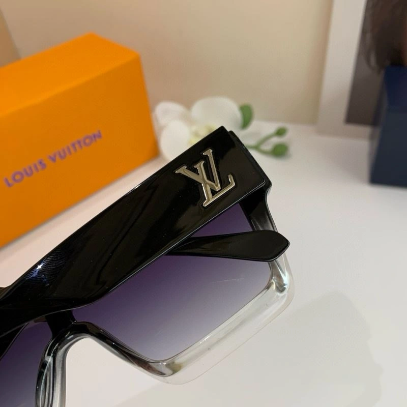 Louis Vuitton Sunglasses Vibrant 280595