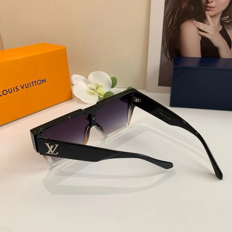 Louis Vuitton Sunglasses Vibrant 280595