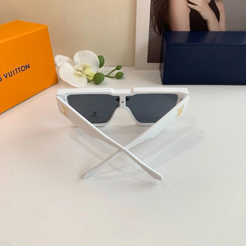 FlexibleFit Louis Vuitton Sunglasses 280593