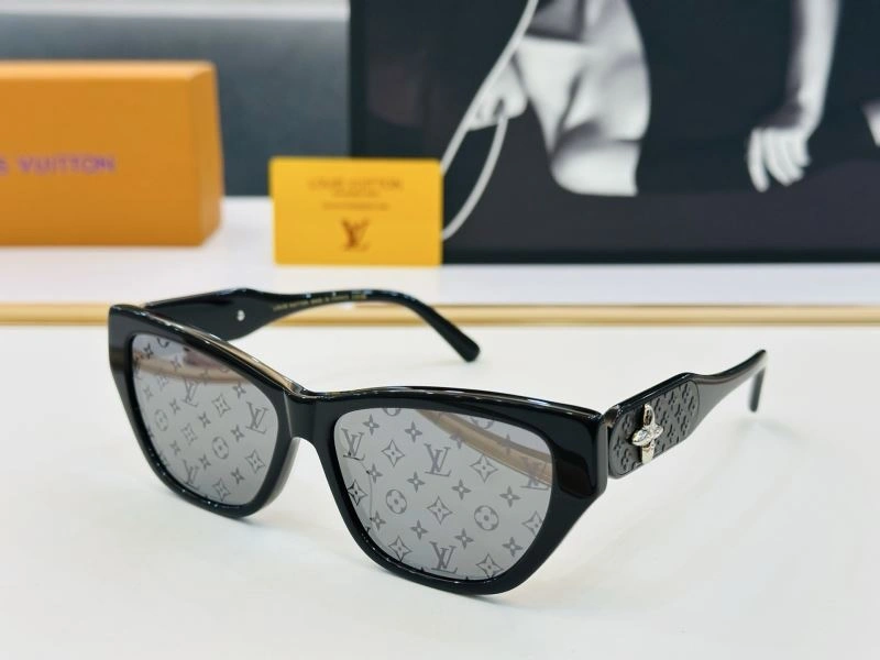 Louis Vuitton Sunglasses Upgraded 280591