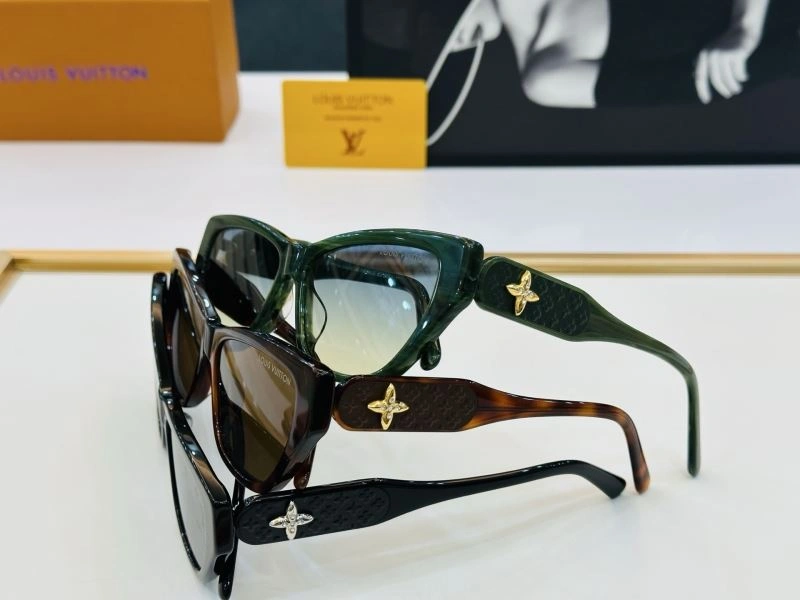 Louis Vuitton Sunglasses Upgraded 280591