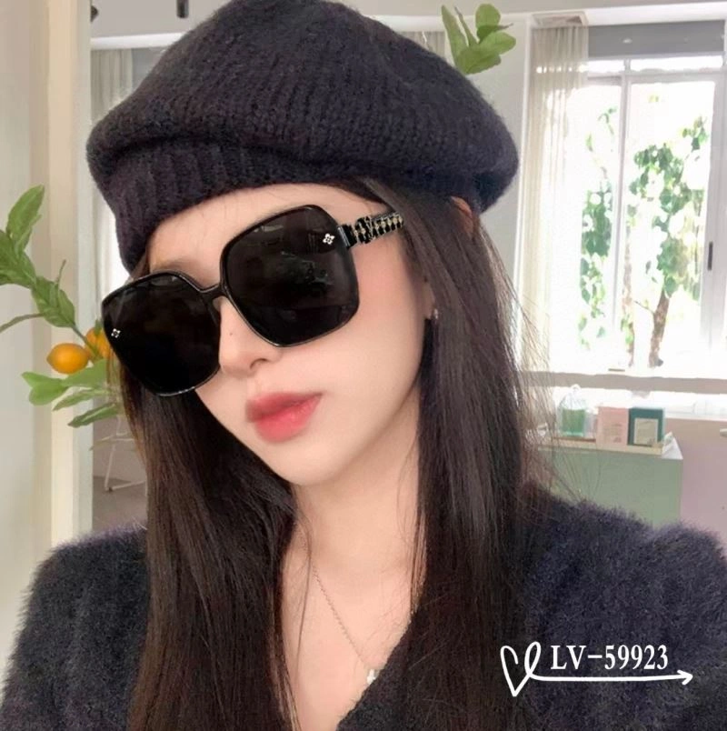 Lightweight Louis Vuitton Sunglasses 280582