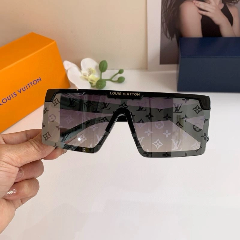 Louis Vuitton Sunglasses GoodFit 280578