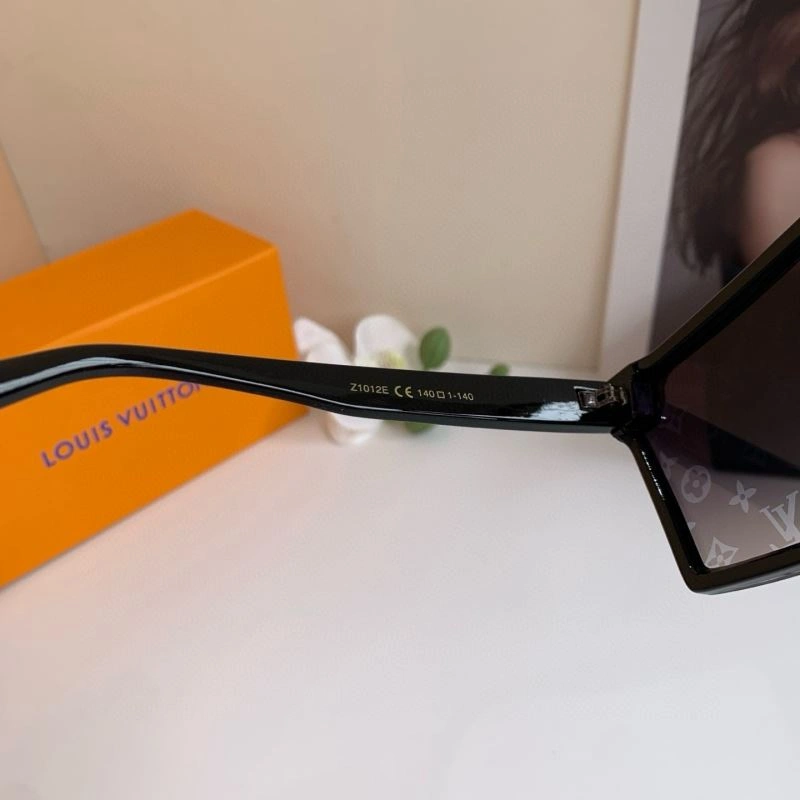 Louis Vuitton Sunglasses GoodFit 280578