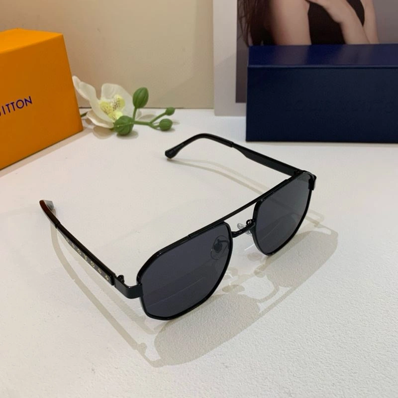 Louis Vuitton Sunglasses Upgraded 280583