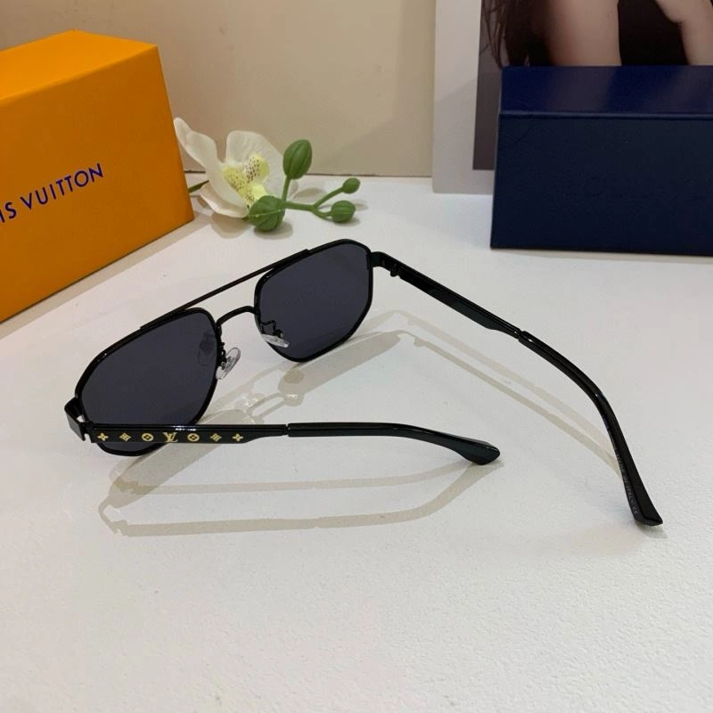 Louis Vuitton Sunglasses Upgraded 280583