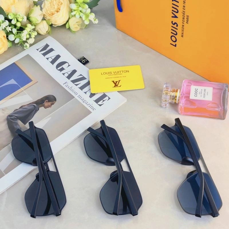 ModernLook Louis Vuitton Sunglasses 280592