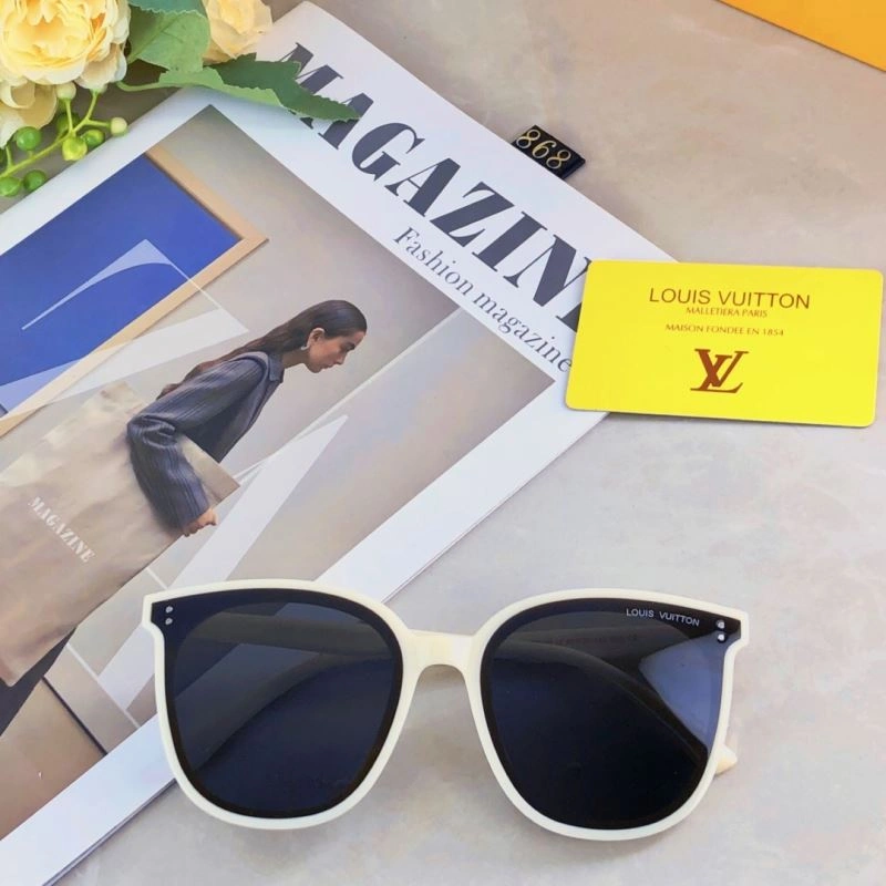 Packable Louis Vuitton Sunglasses 280589