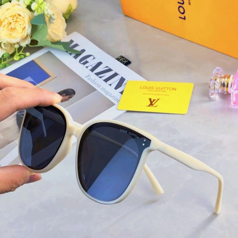Packable Louis Vuitton Sunglasses 280589