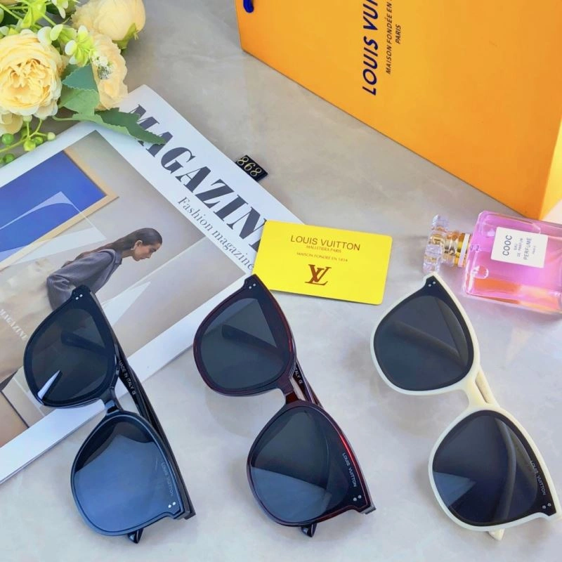 Packable Louis Vuitton Sunglasses 280589