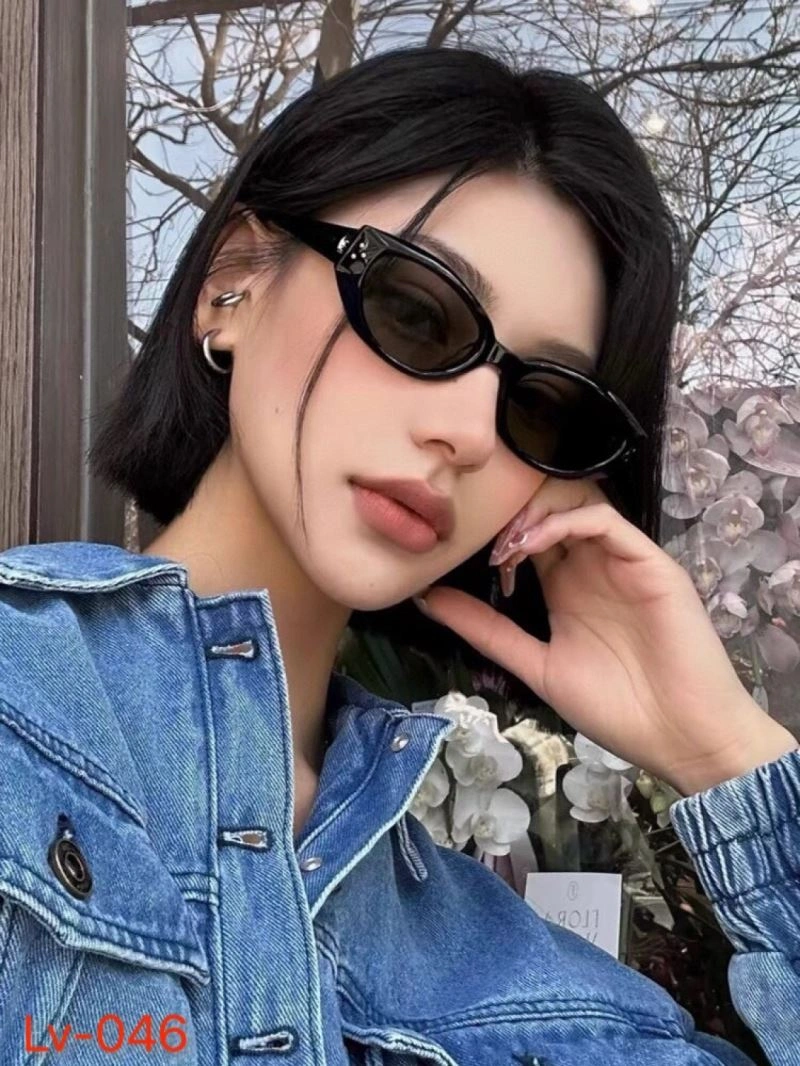 Louis Vuitton Sunglasses Upgraded 280581