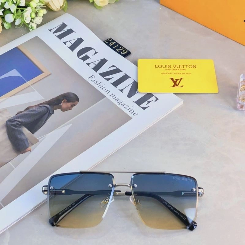 Sporty Louis Vuitton Sunglasses 280587