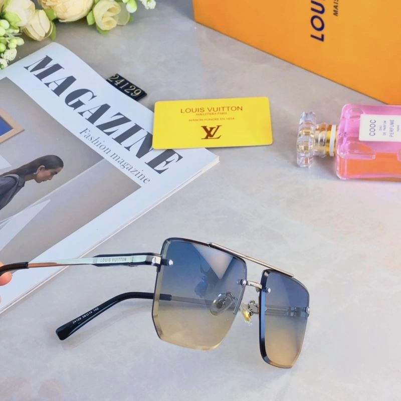 Sporty Louis Vuitton Sunglasses 280587