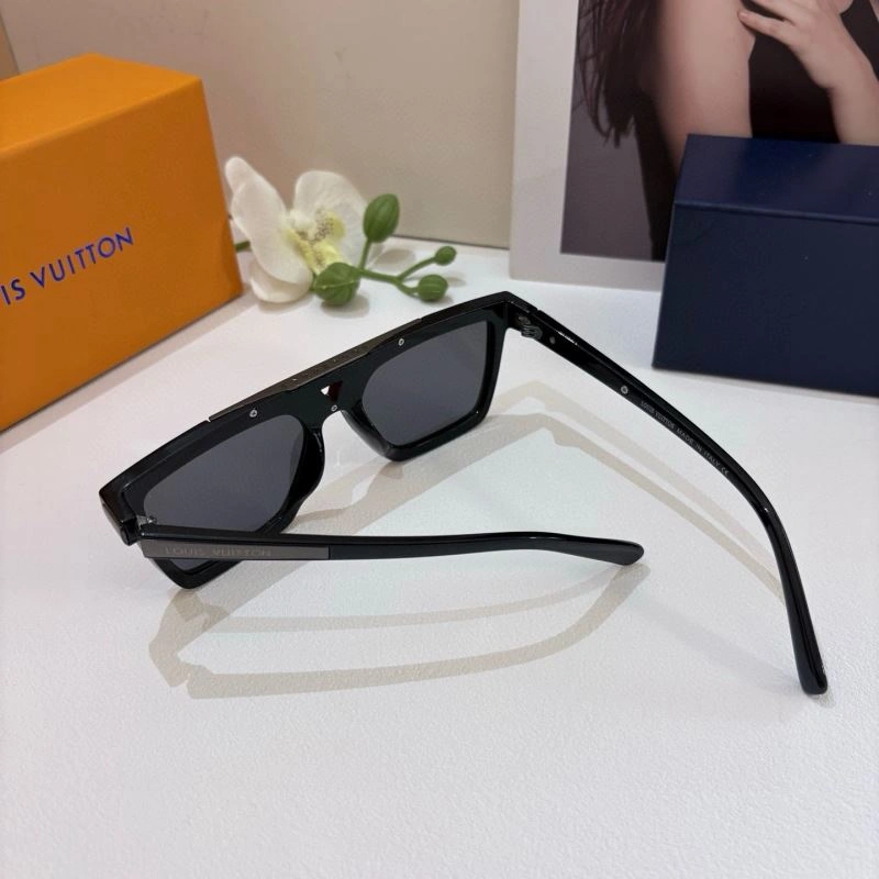 Trendy Louis Vuitton Sunglasses 280575