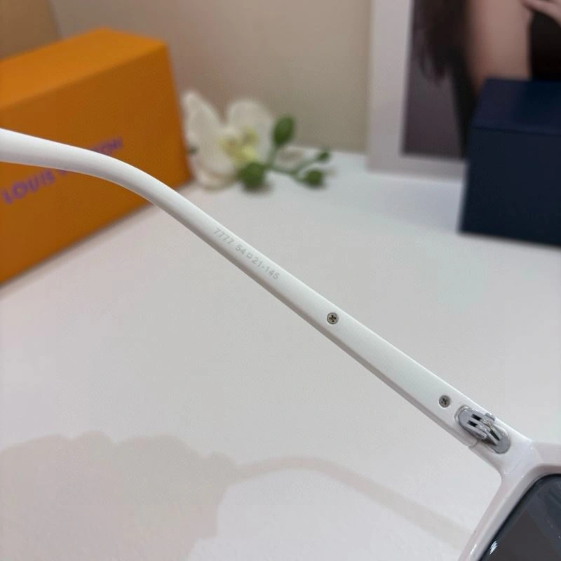 Louis Vuitton Sunglasses QuickDry 280577