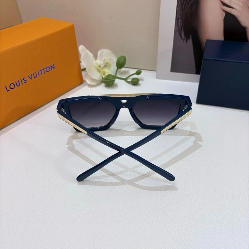 Elegant Louis Vuitton Sunglasses 280566