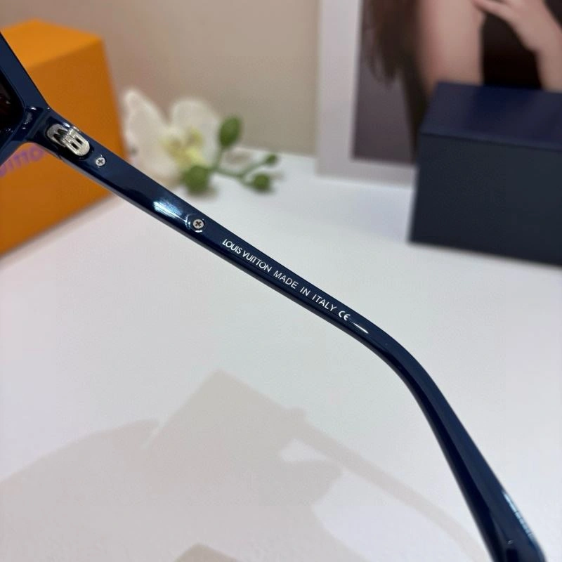 Elegant Louis Vuitton Sunglasses 280566