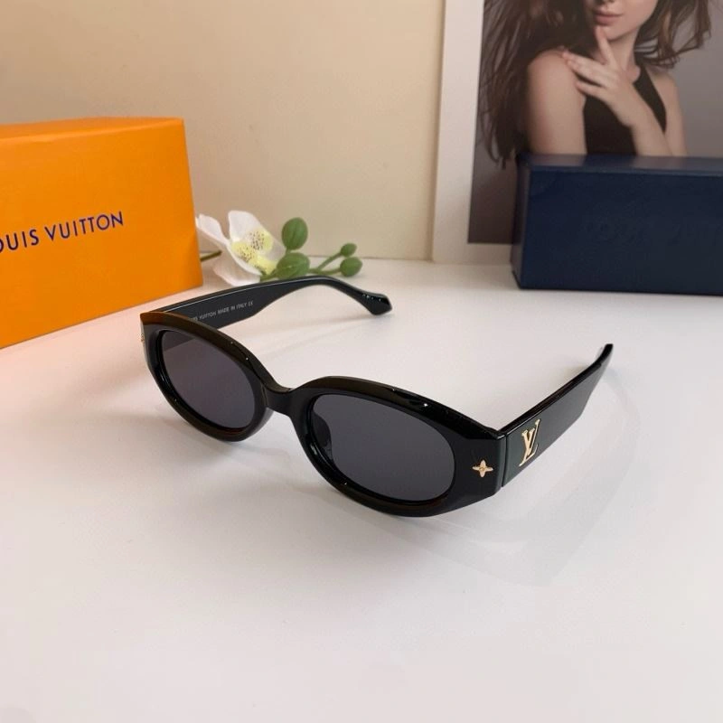 Unisex Louis Vuitton Sunglasses 280564