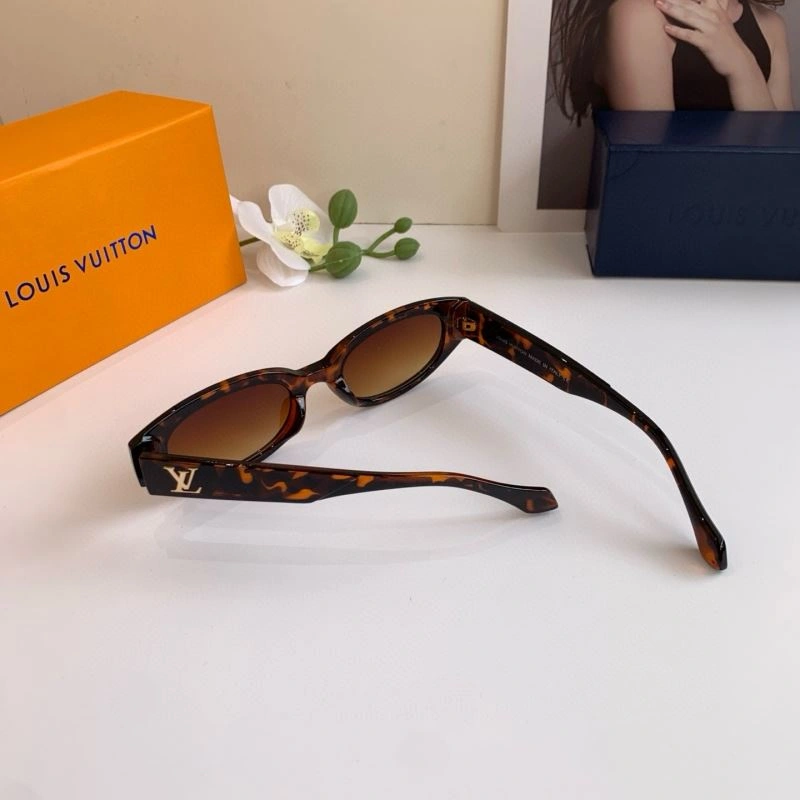 Louis Vuitton Sunglasses Timeless 280580