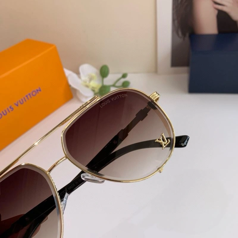 Stylish Louis Vuitton Sunglasses 280561
