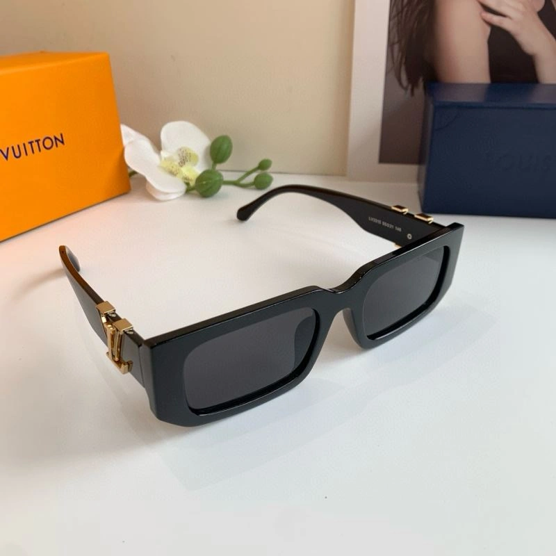 NewStyle Louis Vuitton Sunglasses 280559