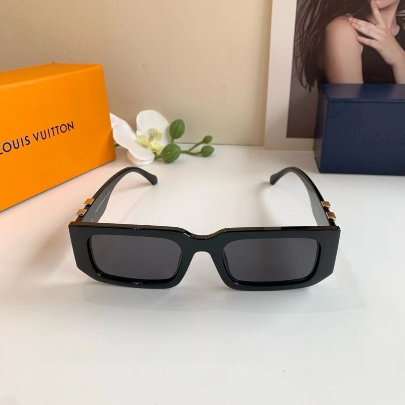 NewStyle Louis Vuitton Sunglasses 280559