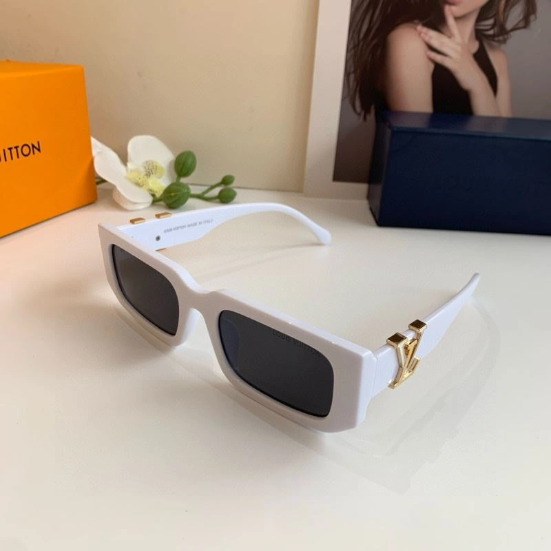 Youthful Louis Vuitton Sunglasses 280558