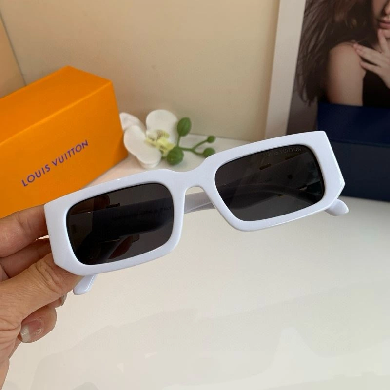 Youthful Louis Vuitton Sunglasses 280558