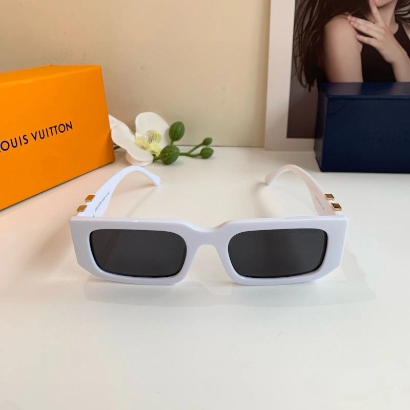 Youthful Louis Vuitton Sunglasses 280558