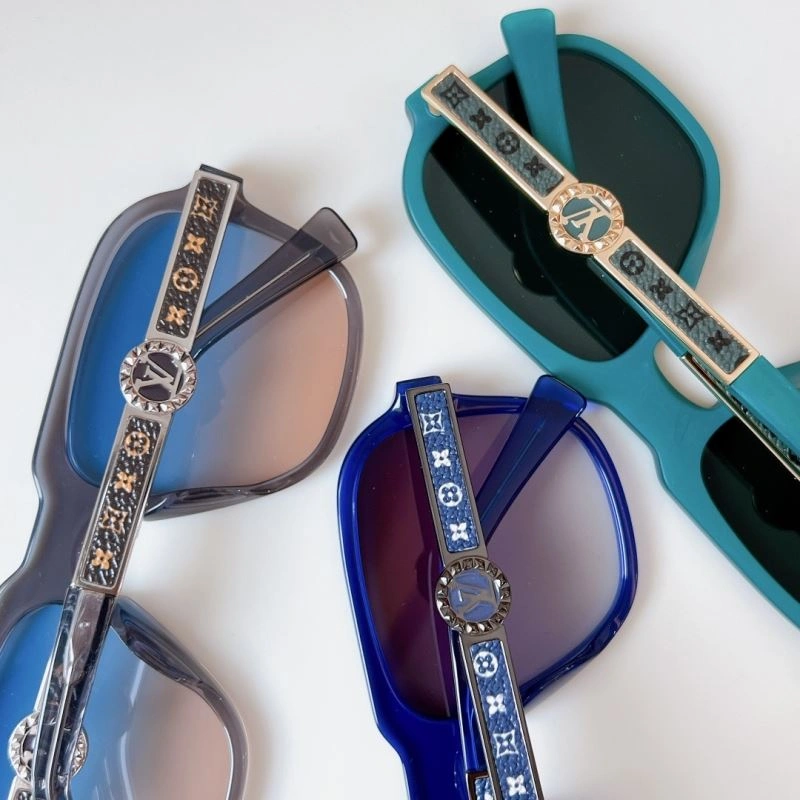 Louis Vuitton Sunglasses Resilient 280567