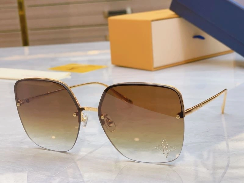 Lightweight Louis Vuitton Sunglasses 280557