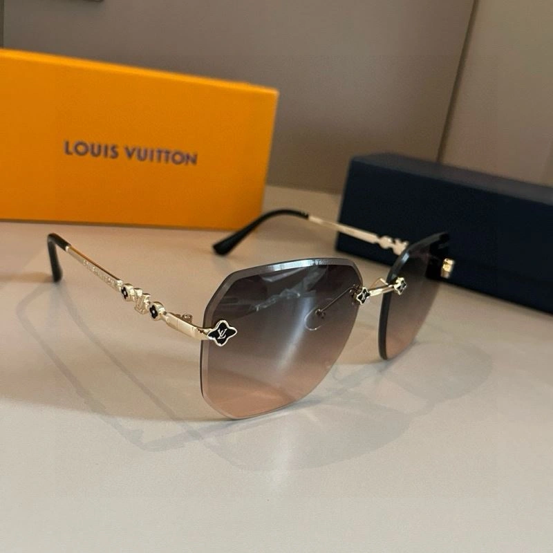 Louis Vuitton Sunglasses Lightweight 280554