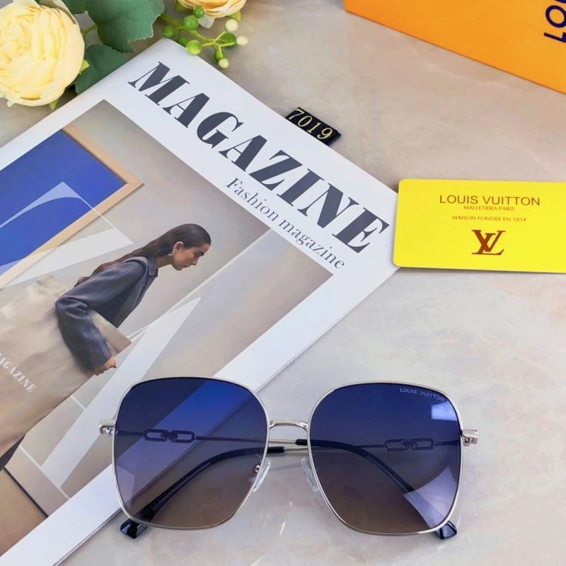 SoftTouch Louis Vuitton Sunglasses 280548