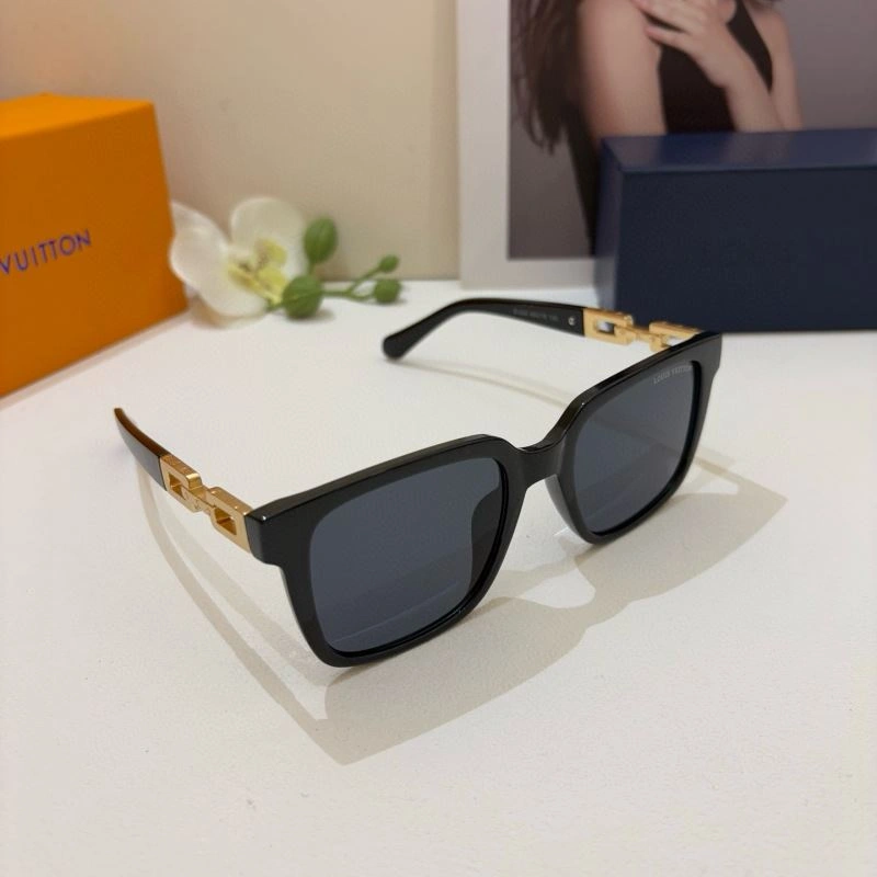 Louis Vuitton Sunglasses Durable 280549