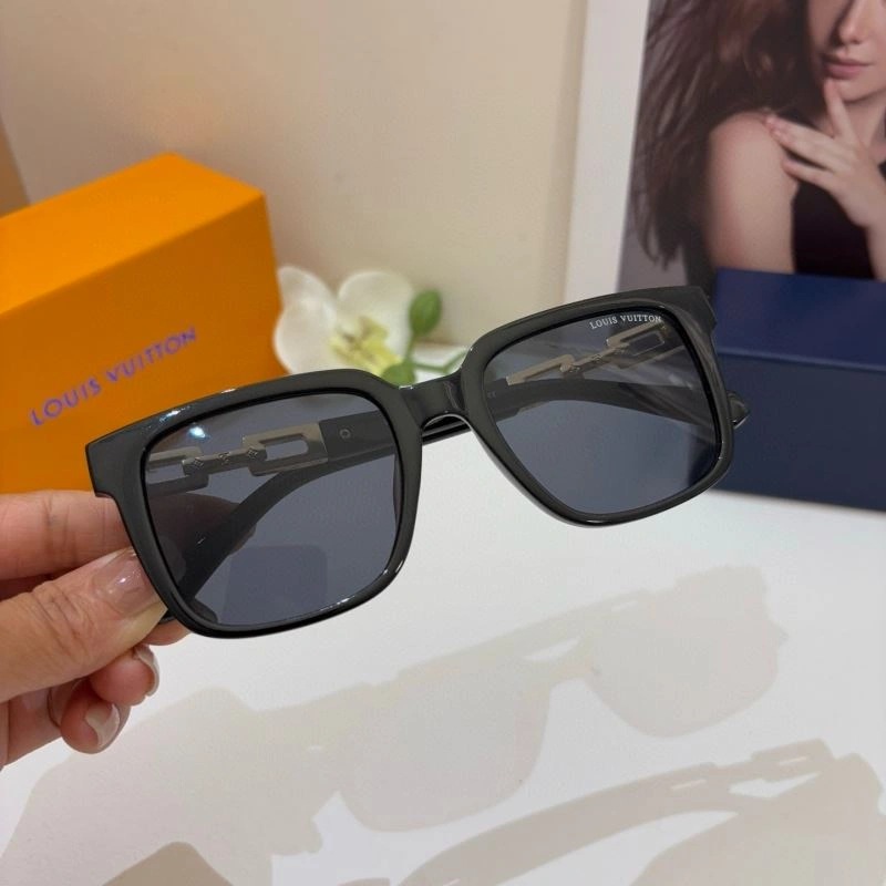 Louis Vuitton Sunglasses Durable 280549