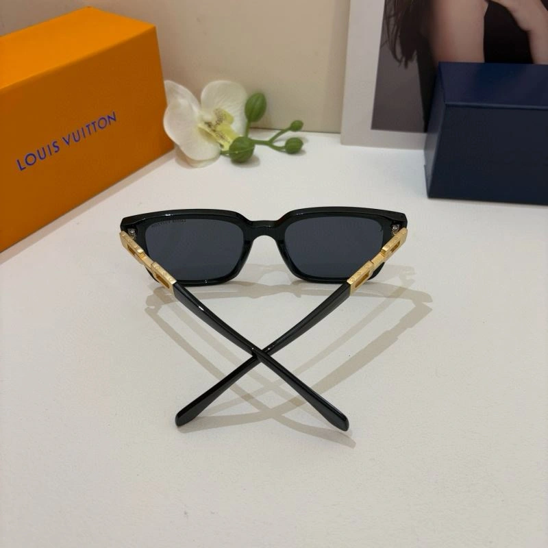 Louis Vuitton Sunglasses Durable 280549