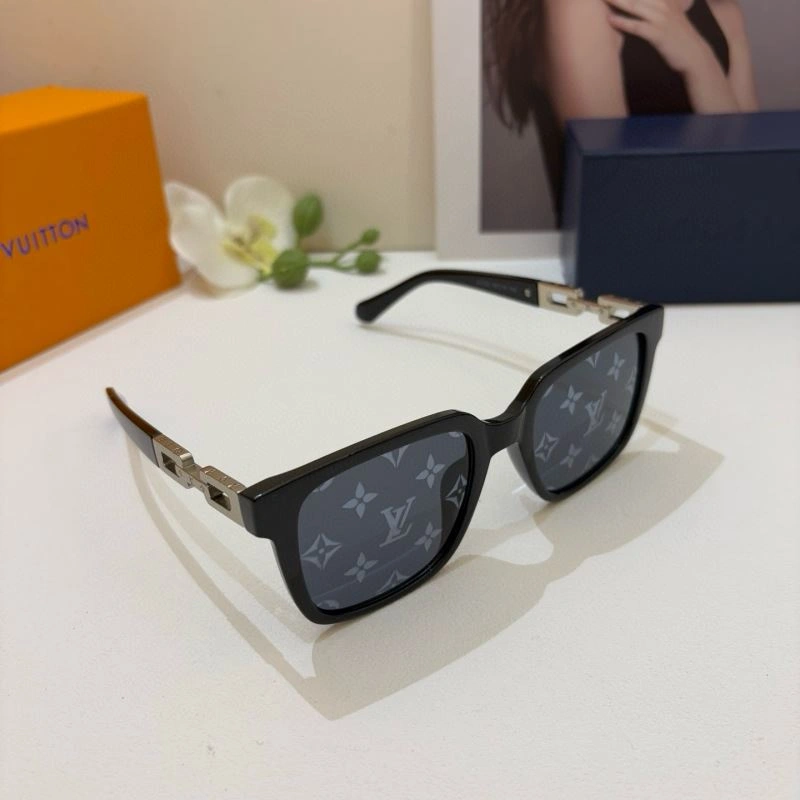 Sophisticated Louis Vuitton Sunglasses 280544