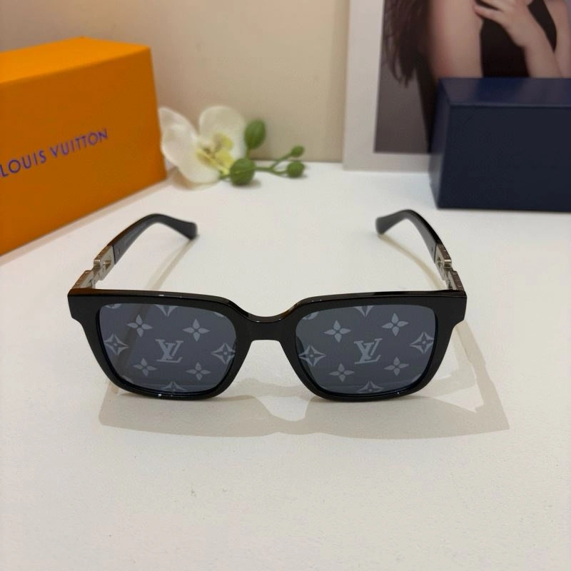 Sophisticated Louis Vuitton Sunglasses 280544