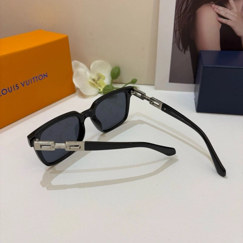 Sophisticated Louis Vuitton Sunglasses 280544